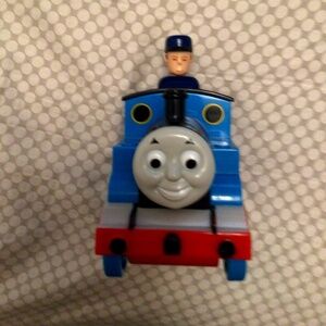 TOMY Thomas Push and Go w/ Conductor Thomas the Tank Train Car Engine & Friends